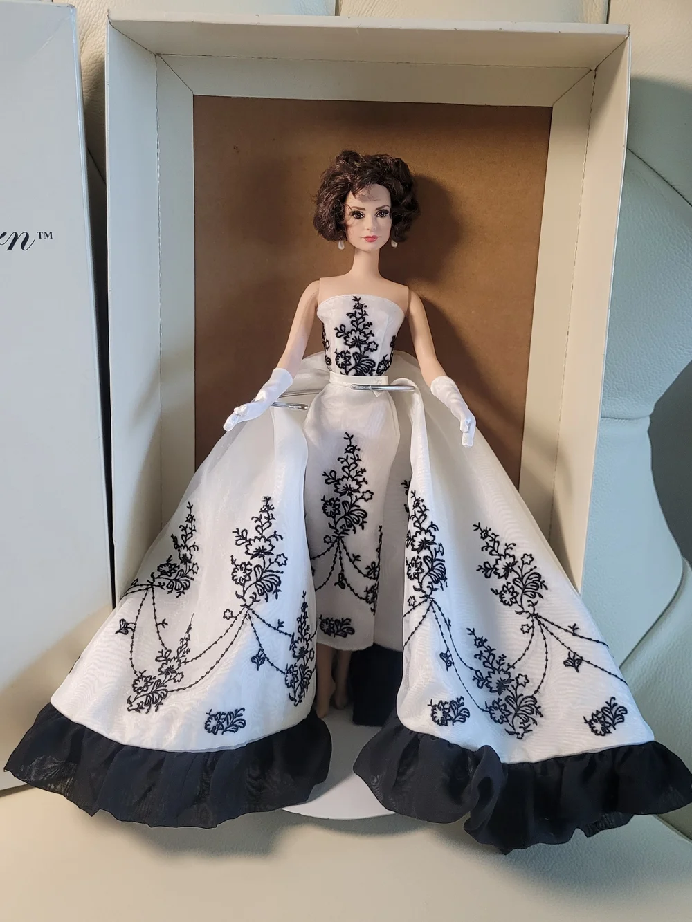 Vintage Barbie Collector Audrey Hepburn as Sabrina Doll 2012 Mattel No. X8277